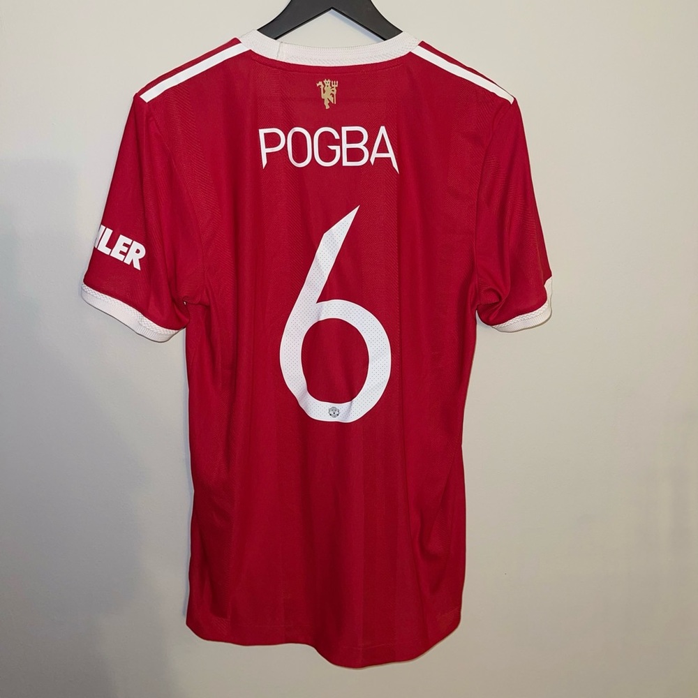 Manchester United FC 2021-2022 season jersey Pogba #6